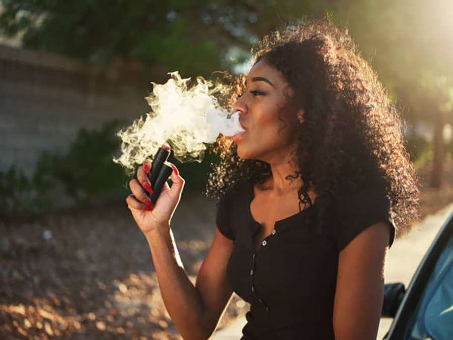 7.7 Million Disposable Vapes Sold Weekly: UK's Booming Market and Recycling Challenge